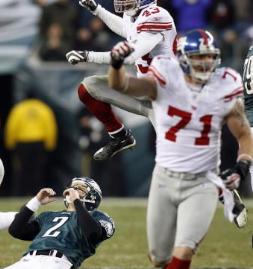 Dave Tollefson celebrating a missed FG