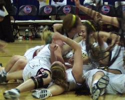 Bruins Celebrate Their Class 5 Championship