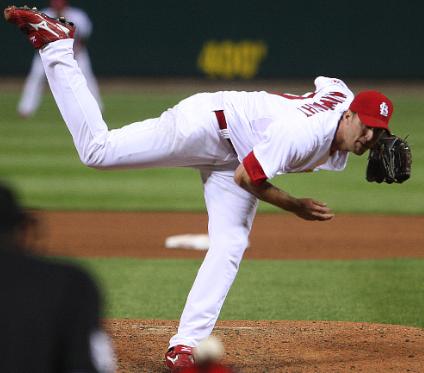 Wainwright paints the corner with his fastball (Bill Greenblatt, UPI)