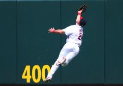 Ankiel's catch (Bill Greenblatt, UPI)