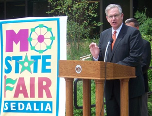 Gov. Nixon_State Fair.jpg