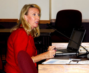 Lorri Unumb testifies at autism hearing