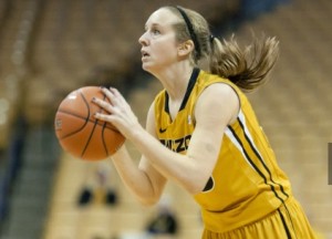 Morgan Eye attempts a shot against Georgia (photo/Mizzou Athletics)