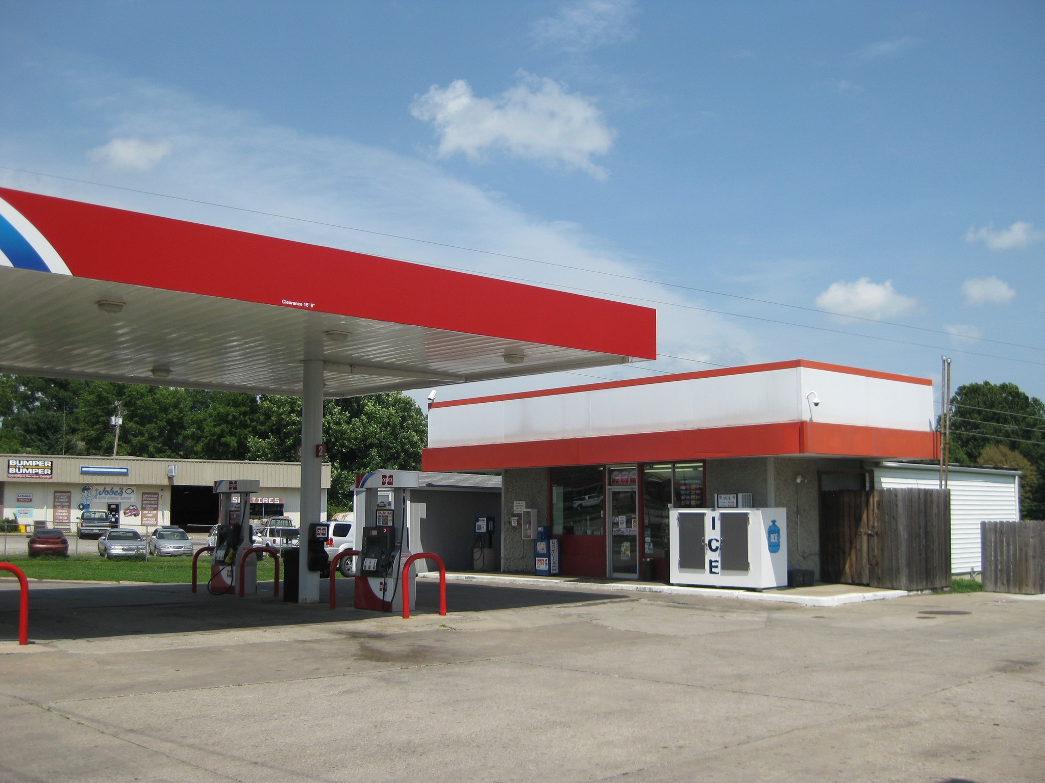 Gas prices dropping in Missouri, but still relatively high