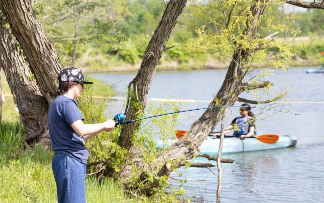 Need a unique girls’ getaway? Missouri offers free nature camps for women