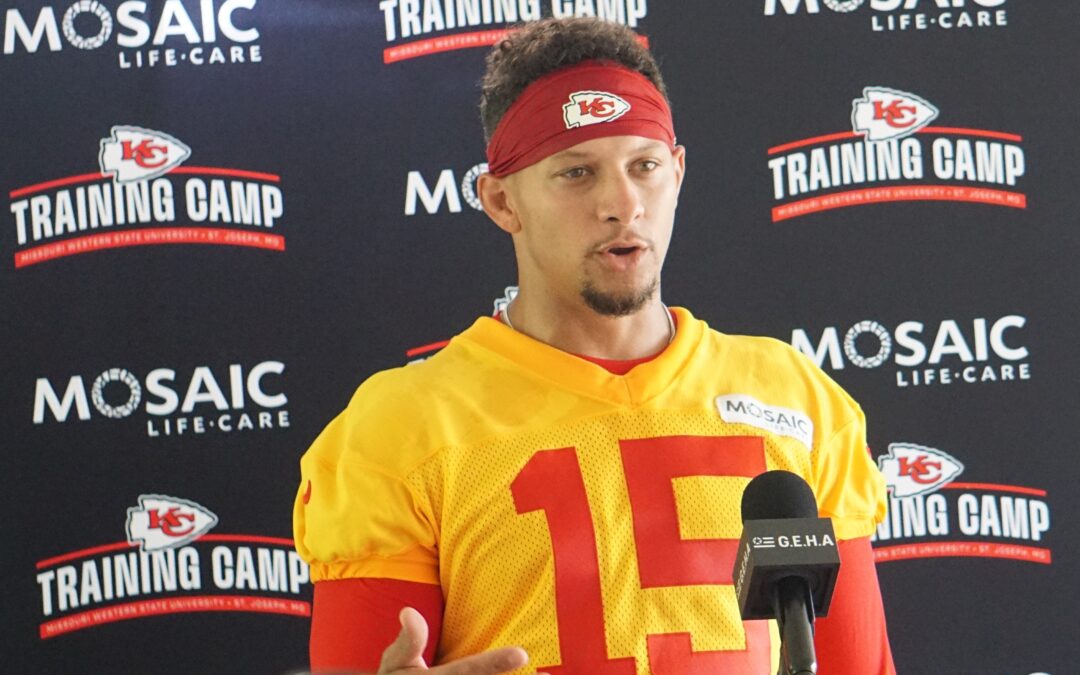 Mahomes Kicks Off Chiefs Camp with a Sense of Urgency - Missourinet