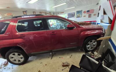 Mexico community rallies around diner after vehicle crashes through front of the building (LISTEN)