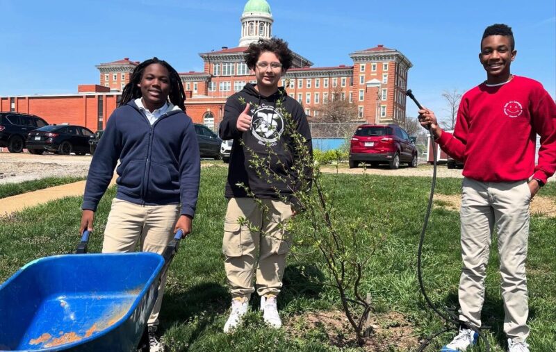 Arbor Day Foundation recognizes Missouri school for building a greener environment (LISTEN)