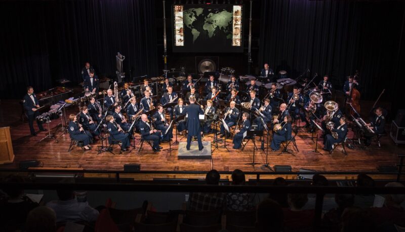 U.S. Air Force Band holds free holiday concerts in St. Louis area (LISTEN)