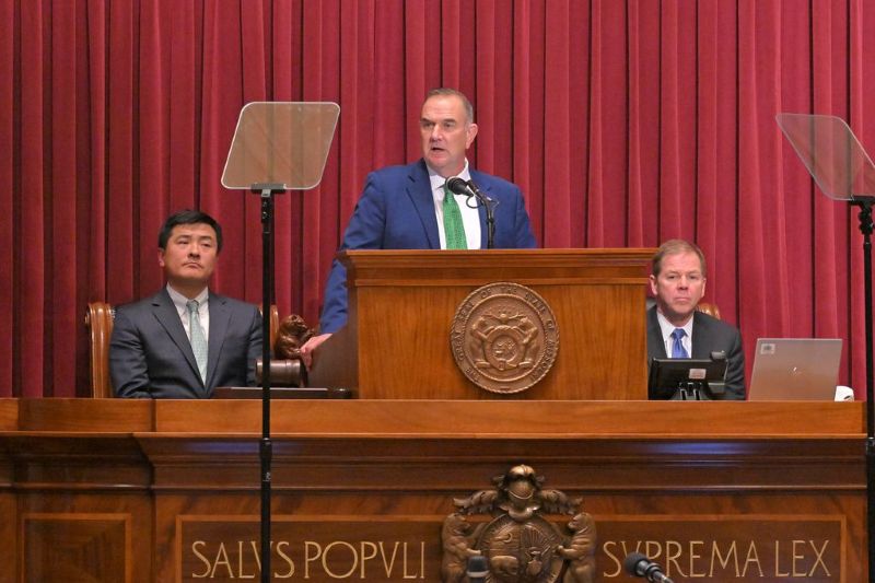 Gov. Kehoe’s Plan to End Missouri Income Tax Faces Strong Democratic Opposition