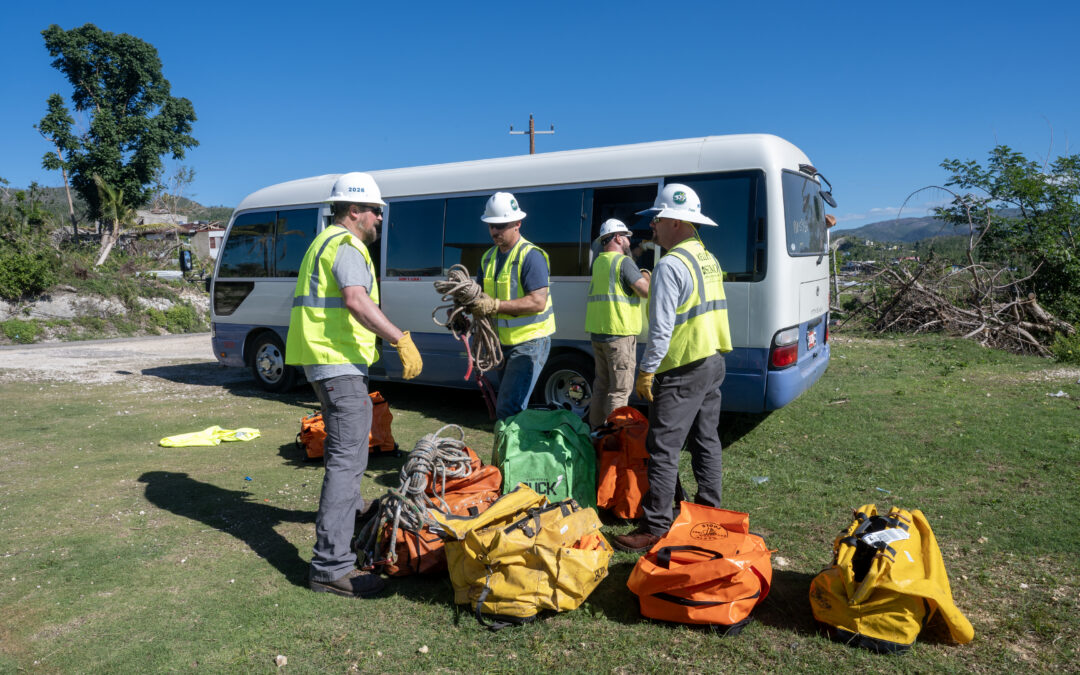 Missouri Electric Cooperative crews take their skills overseas to help restore power in Jamaica (LISTEN)