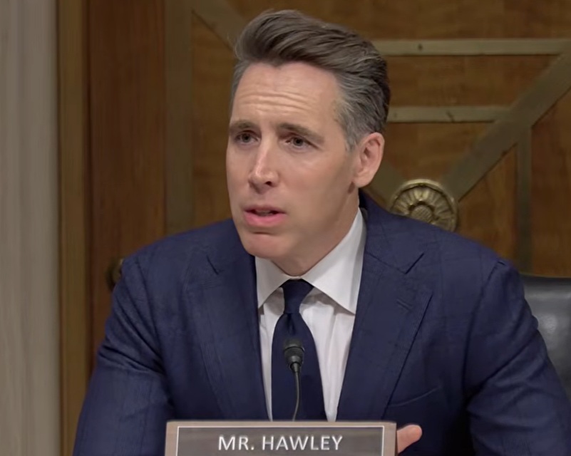 Hawley chairs hearing on Flock cameras: “treating every citizen in America as if they’re a criminal”
