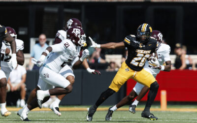 Roberts Runs for 222 Yards as No. 14 Mizzou Dominates Texas A&M 27-6